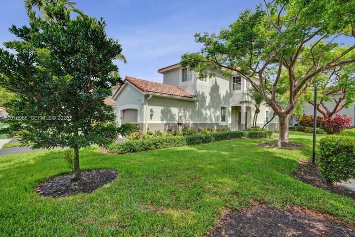 Property Photo:  3901 San Simeon Ln  FL 33331 