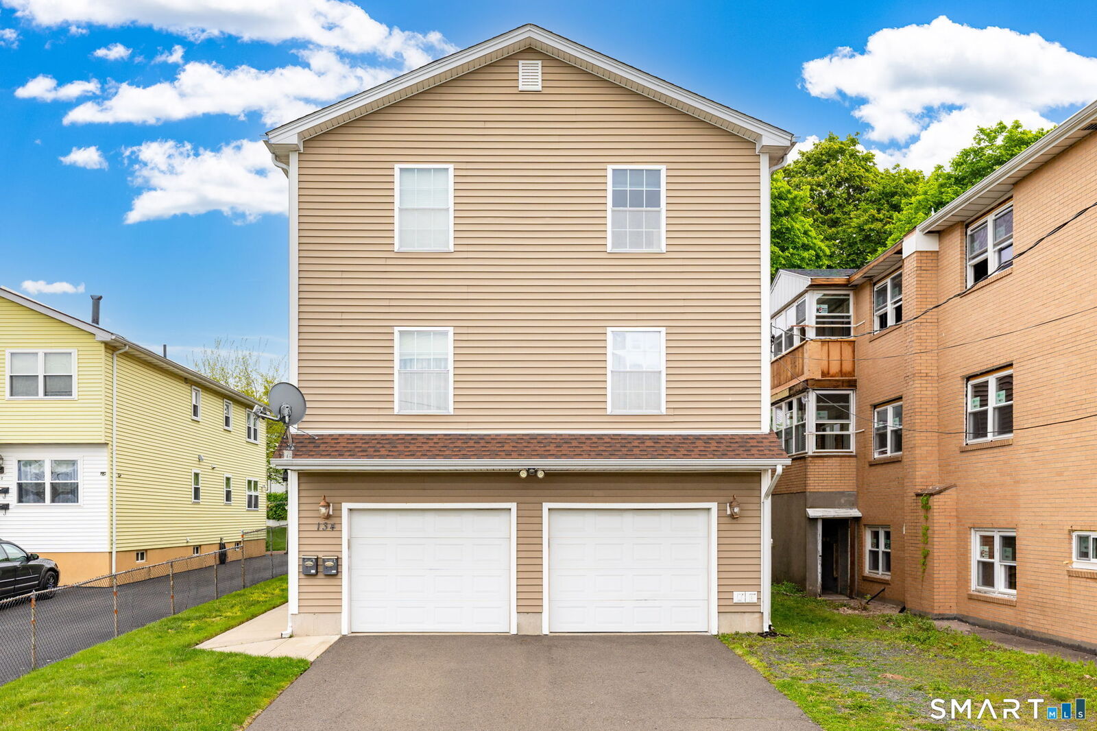 Property Photo:  134 Golden Hill Street  CT 06053 