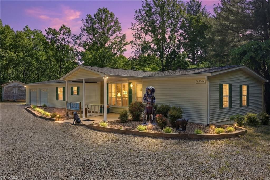 Property Photo:  210 Lankford Lane  NC 28659 