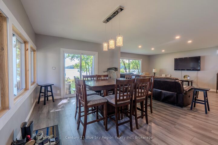 Photo de la propriété:  28 Andrews Lane  ON P0H 1E0 