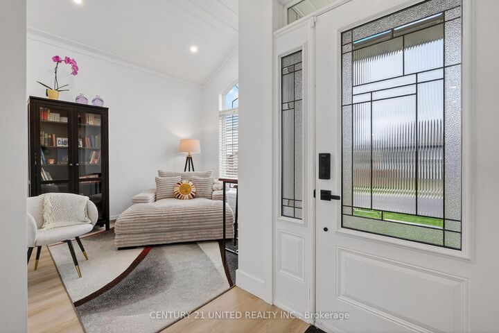 Property Photo:  696 Fisher Street  ON K9A 0H3 