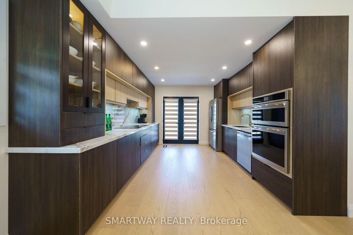 Property Photo:  107 Campbell Crescent  ON L9Y 0P9 