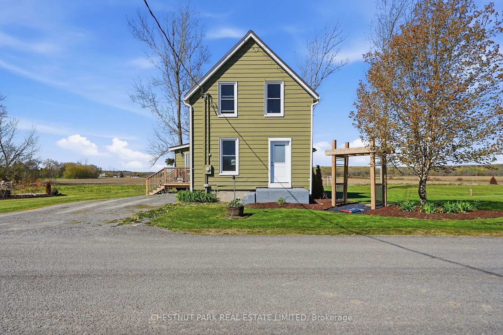 Property Photo: 370 Kaiser Crossroad N/A ON K0K 2T0