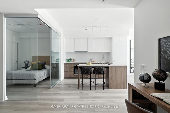 Property Photo:  863 St Clair Avenue W 310  ON M6C 1C4 