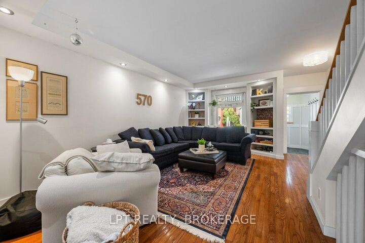 Property Photo: 570 Frontenac Street ON K7K 4M2