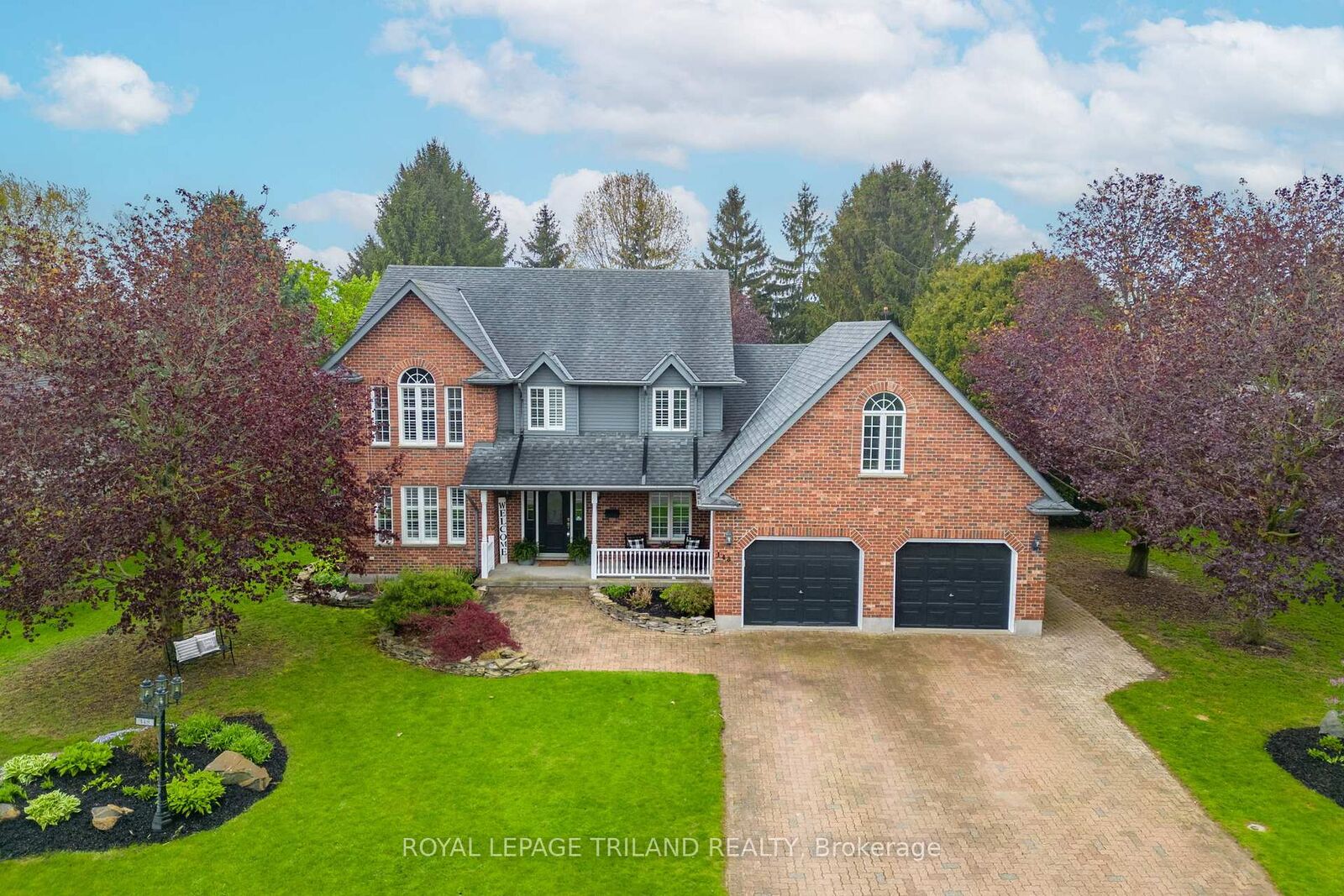 Property Photo: 148 Salisbury Drive ON N0M 1P0