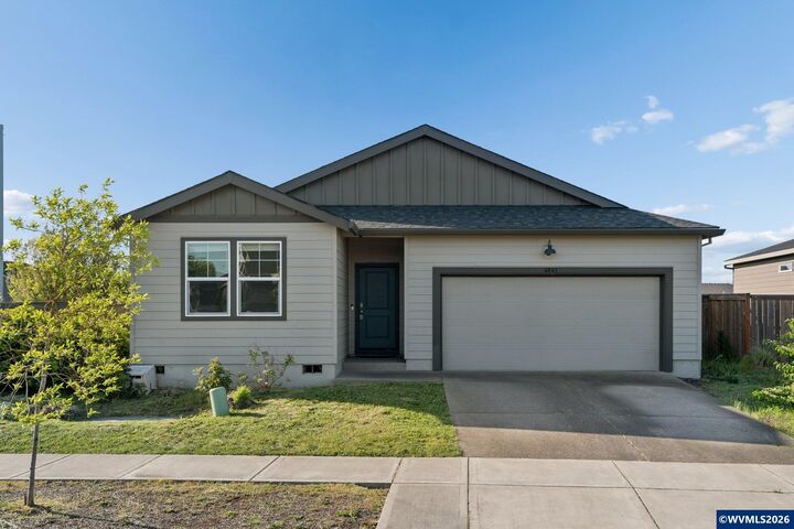 Property Photo:  4841 Skylab Av NE  OR 97305 