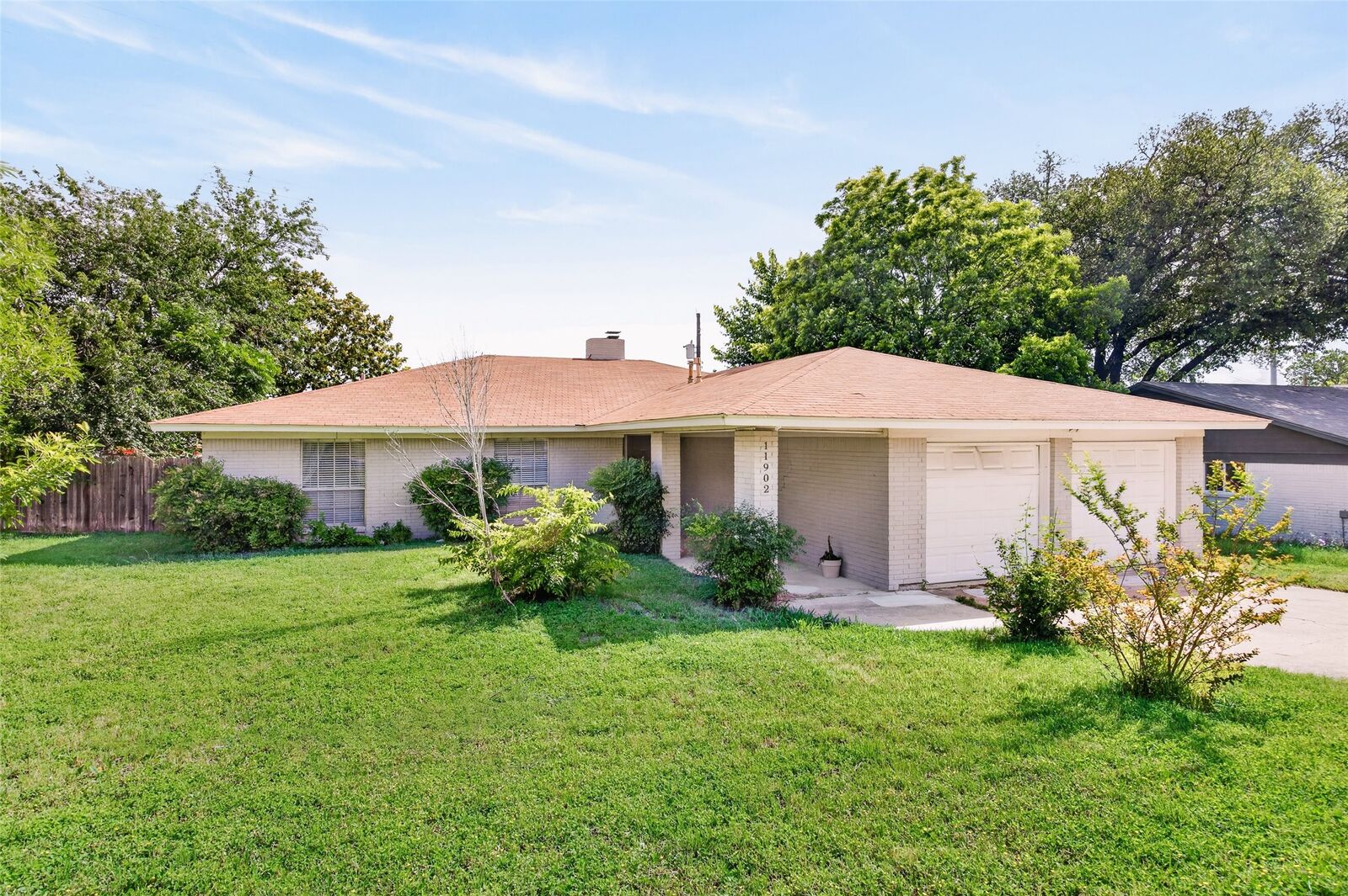 Property Photo:  11902 Oakbrook Drive  TX 78753 