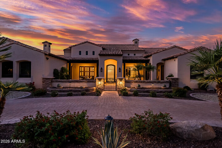 Property Photo:  2914 E Portola Valley Drive  AZ 85297 