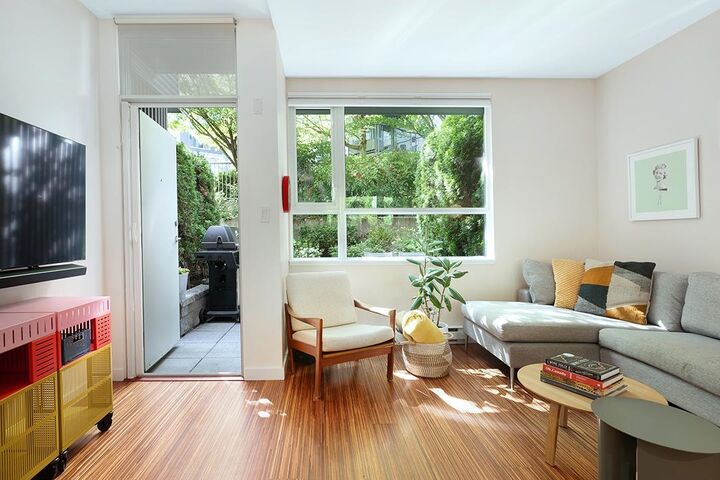 Property Photo:  2711 Prince Edward Street  BC V5T 4V8 
