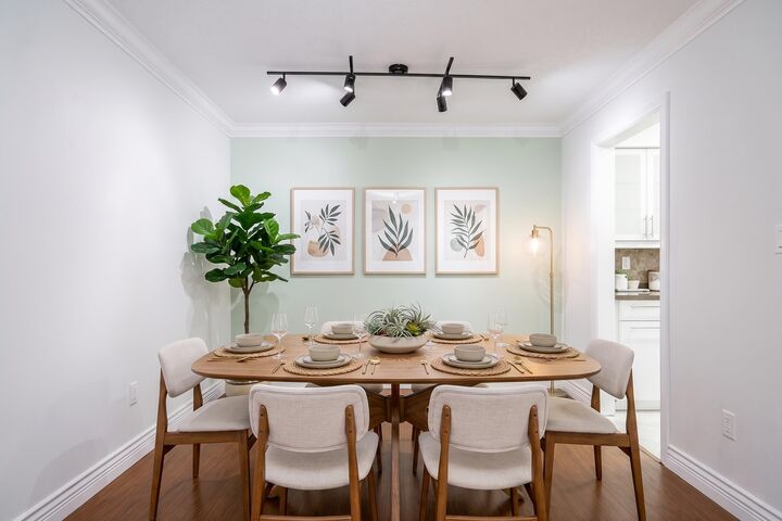 Property Photo:  2320 W 40th Avenue 301  BC V6M 4H6 