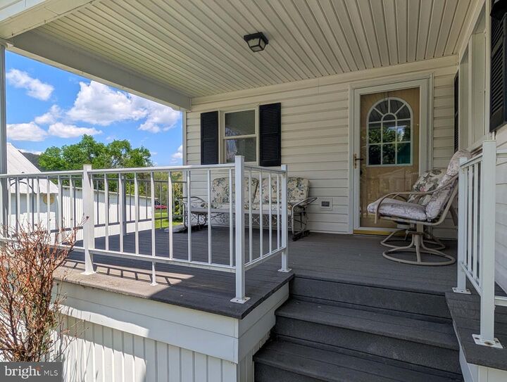 Property Photo:  601 16th St  PA 16678 