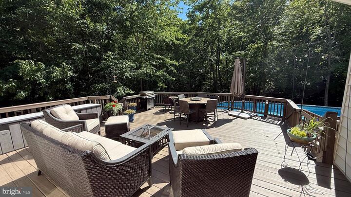 Property Photo: 335 Gentle Breeze Circle VA 22406