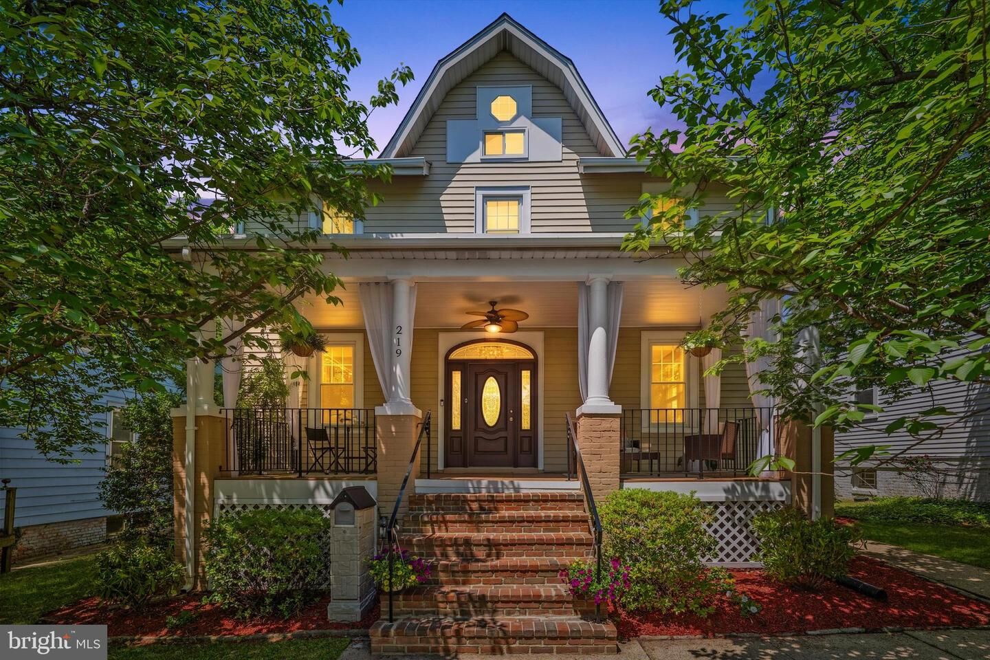 Property Photo:  219 Rittenhouse Street NW  DC 20011 