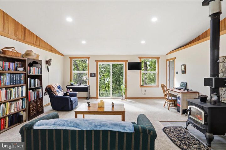 Property Photo: