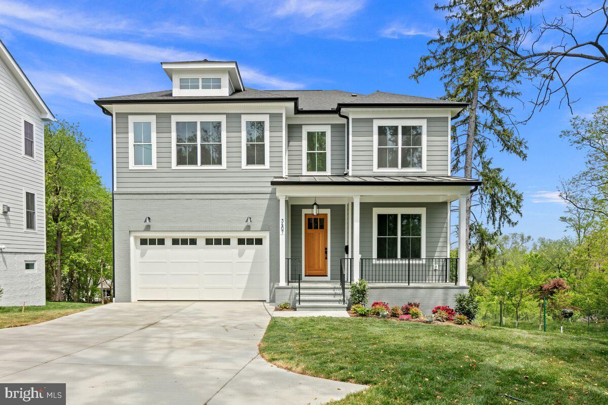 Property Photo:  3407 17th Street N  VA 22207 