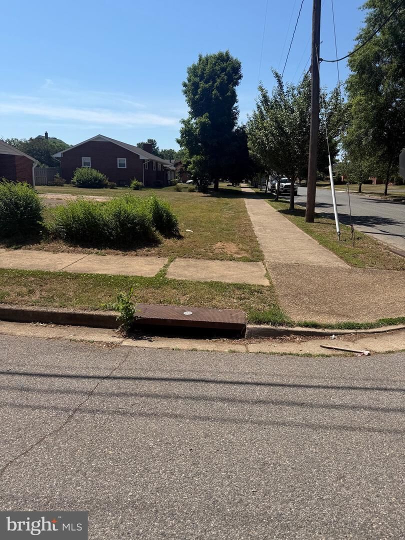 Property Photo:  410 Tyler Street  VA 22401 