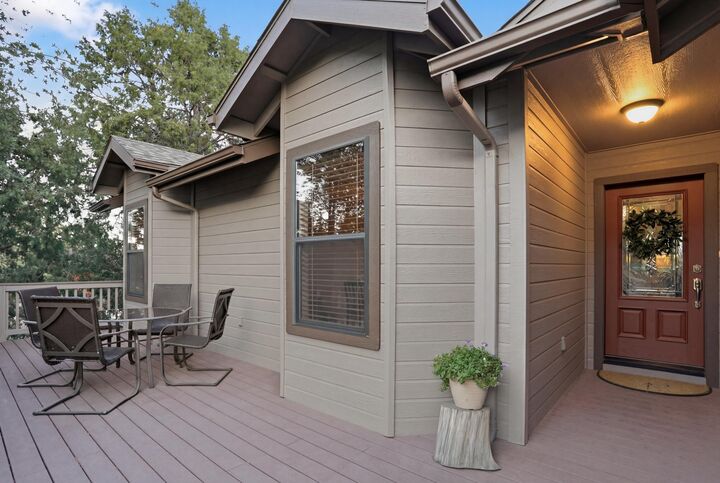 Property Photo:  1117 N Bavarian Way  AZ 85541 