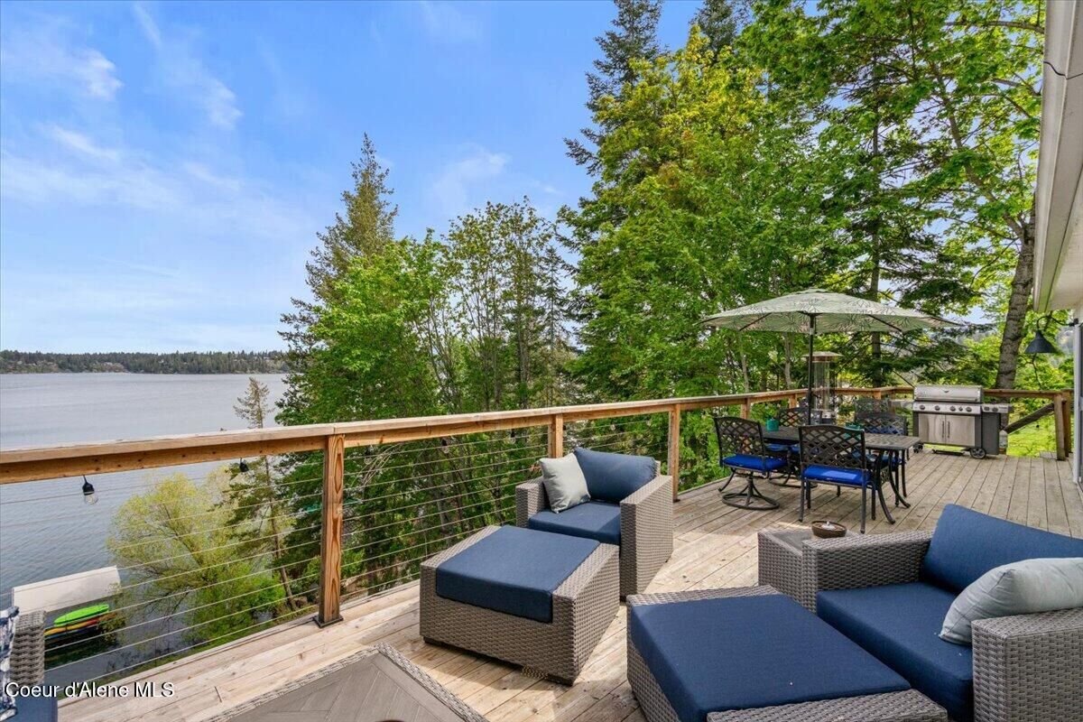 Property Photo:  2937 E Upper Hayden Lake Rd  ID 83835 