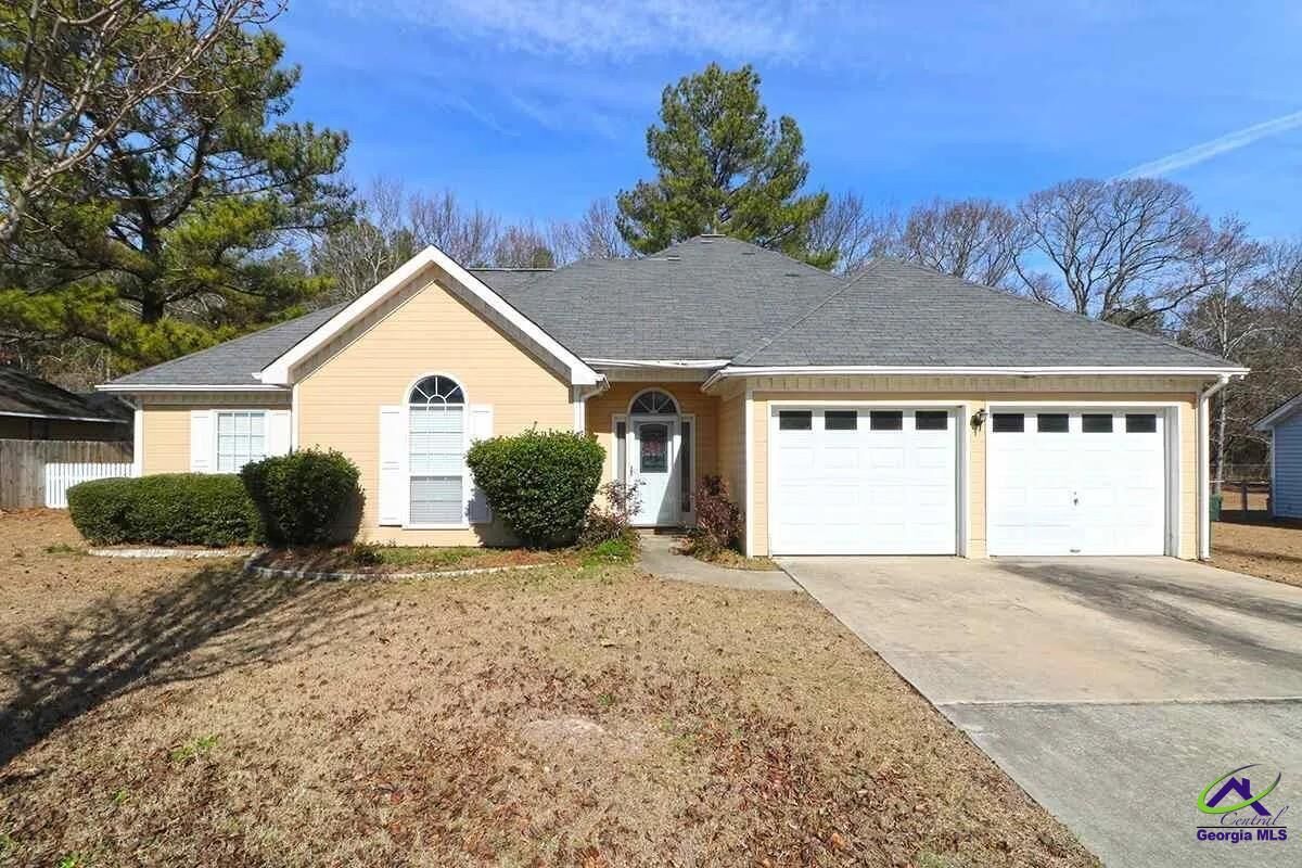 Property Photo:  107 Woodfield Drive  GA 31088 