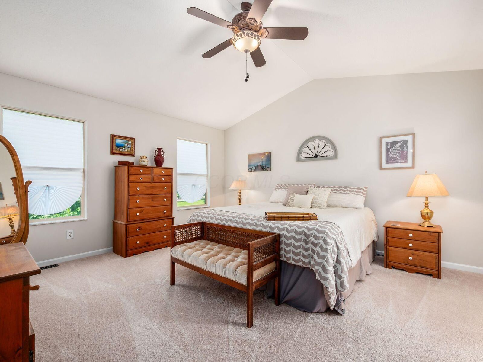 Property Photo: 2037 Kingman Court OH 43035