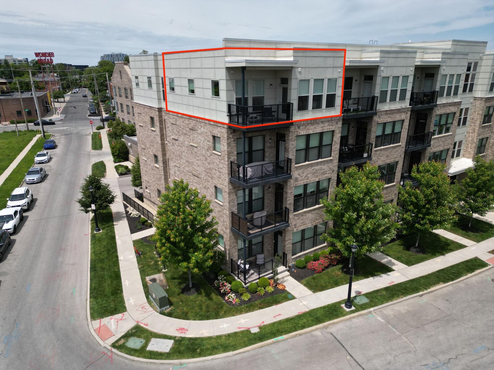 Property Photo: 751 N 6th Street OH 43215