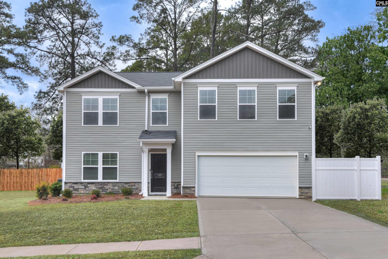 Property Photo:  202 Kingfield  SC 29061 