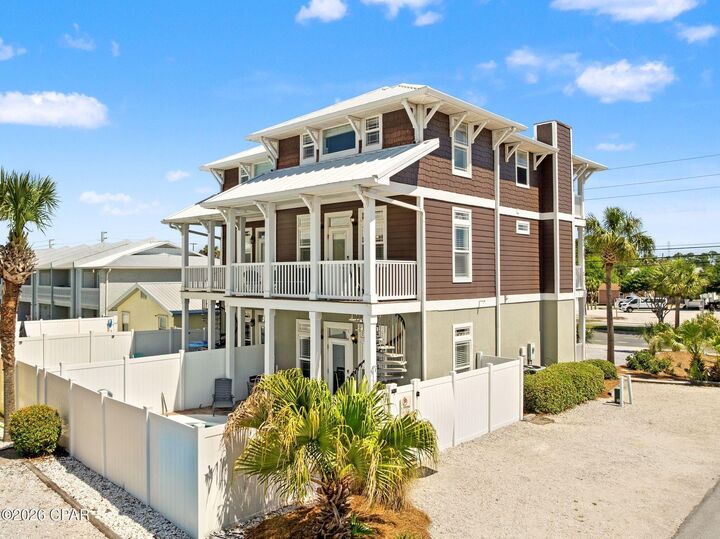 Property Photo: 8319 Thomas Drive FL 32408