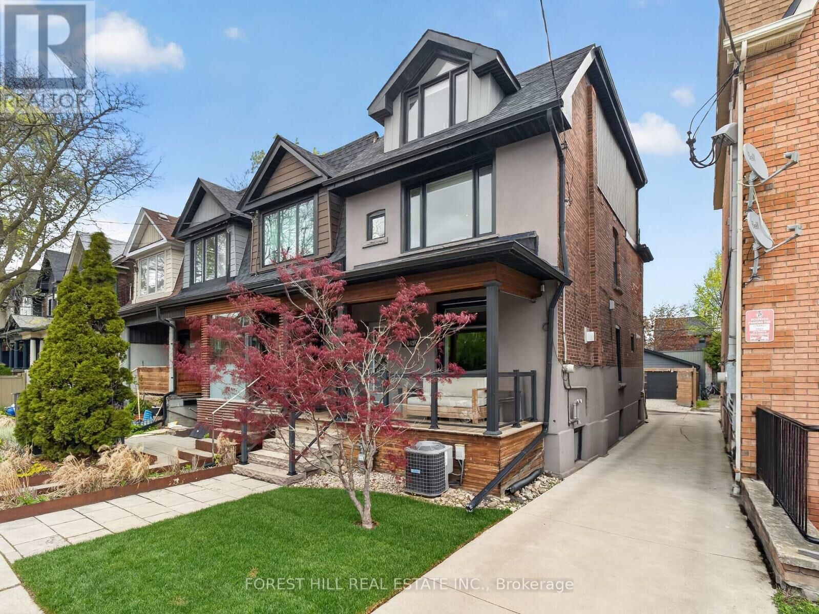 Property Photo: 1045 Dovercourt Road ON M6H 2X7