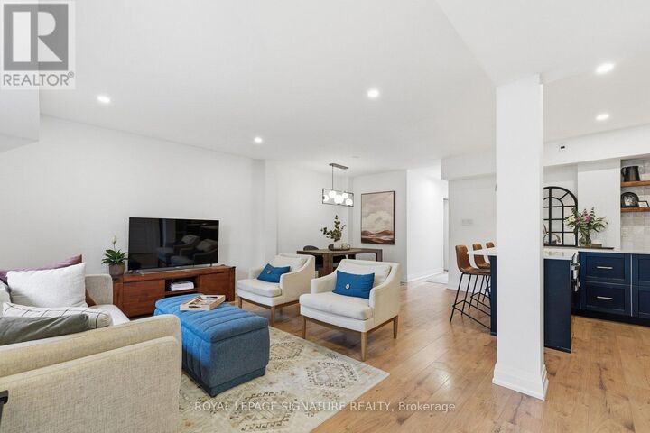 Property Photo: 39 Sudbury Street 3901 ON M6J 3W6