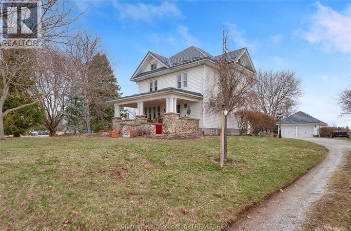 Property Photo:  243 Chatham Street South  ON N0P 1A0 