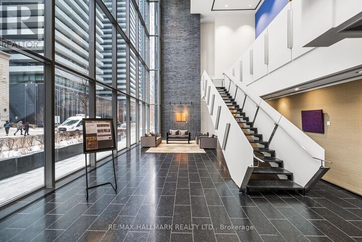 Property Photo:  33 Charles Street East 2908  ON M4Y 0A2 