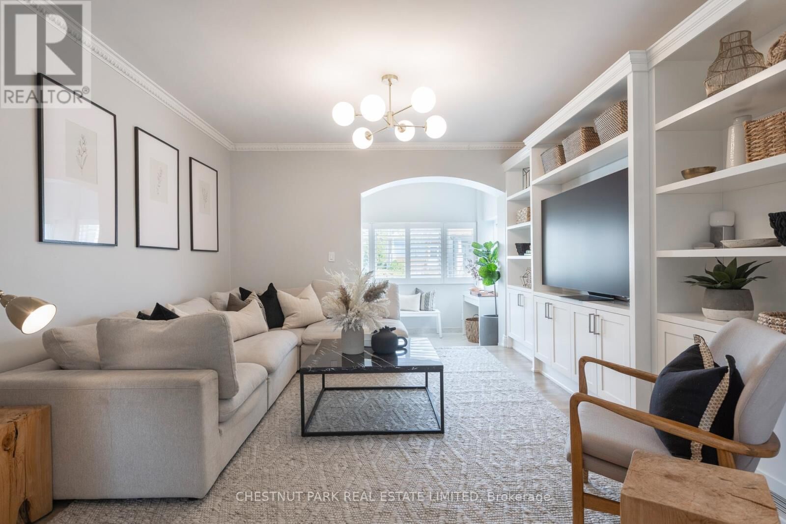 Property Photo: 655 Mortimer Avenue ON M4C 2J9