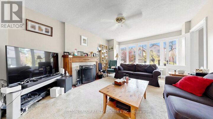 Property Photo:  14 Elsfield Road  ON M8Y 3R4 