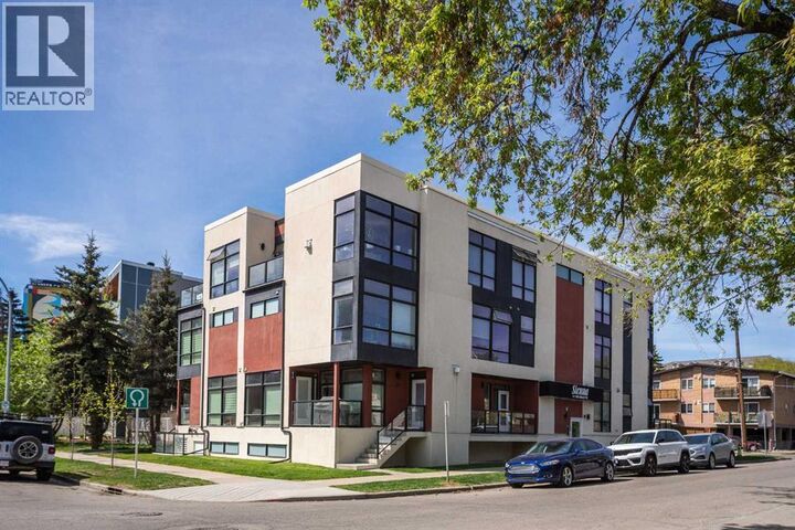 Property Photo:  41 6 Street Northeast  AB T2E 8H7 