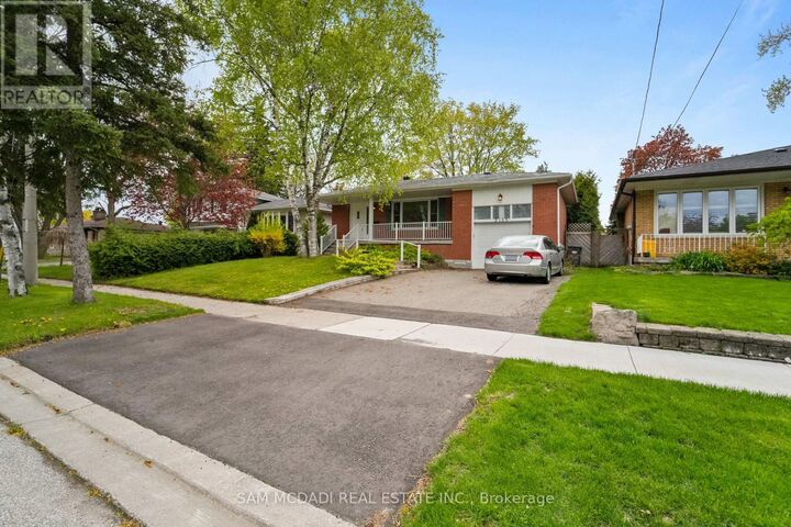 Property Photo:  2155 Davebrook Road  ON L5J 3M4 