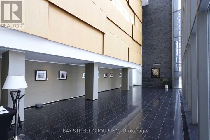 Property Photo:  33 Charles Street East 907  ON M4Y 1R9 