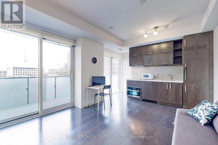 Property Photo:  65 St Mary Street 2309  ON M5S 0A6 