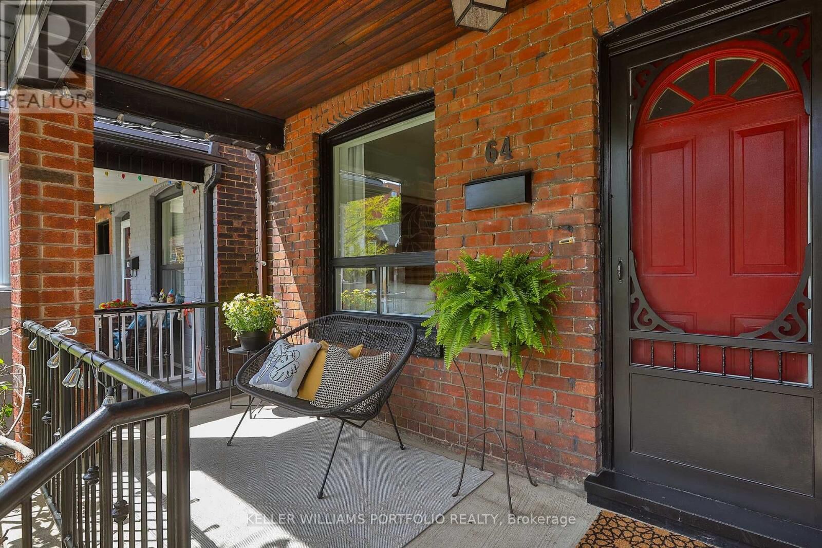 Property Photo:  64 Campbell Avenue  ON M6P 3T8 