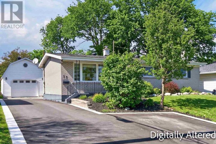 Property Photo:  15 Pinemore Blvd  ON P6B 4E4 