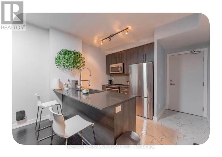 Property Photo:  4011 Brickstone Mews 1803  ON L5B 0G3 