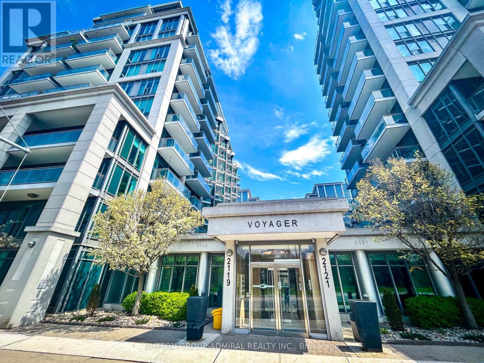 Property Photo:  2119 Lake Shore Boulevard West 415  ON M8V 4E8 