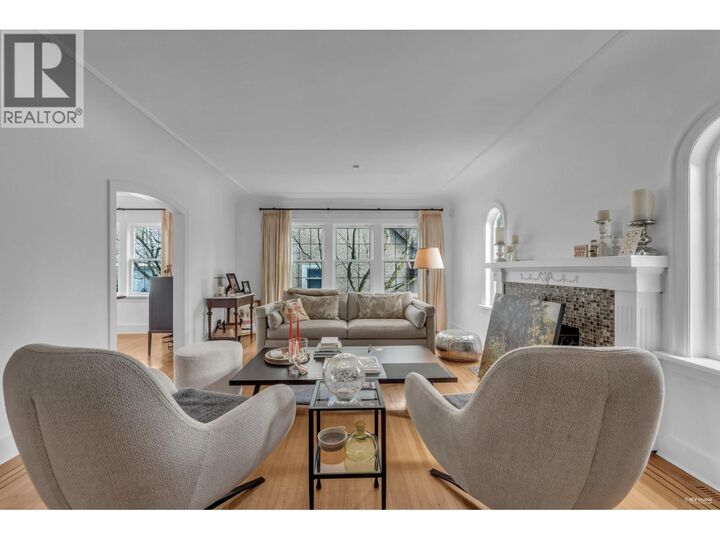 Property Photo: 295 West 23rd Avenue BC V5Y 2H2