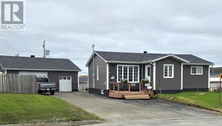 Property Photo: 920 Bartlett Drive NL A2V 2N4