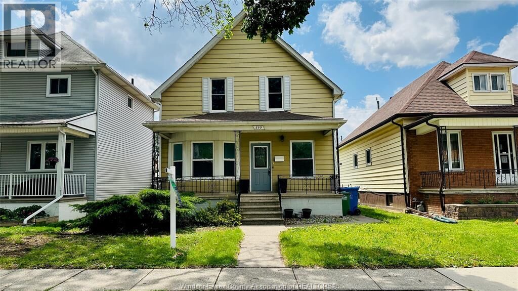 Property Photo:  859 Pierre Avenue  ON N9A 2K9 