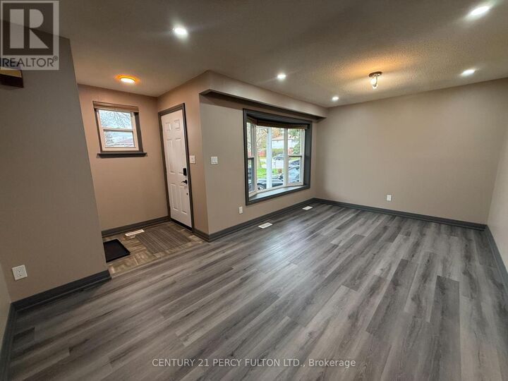 Property Photo:  273 Coventry Court  ON L1G 6H4 