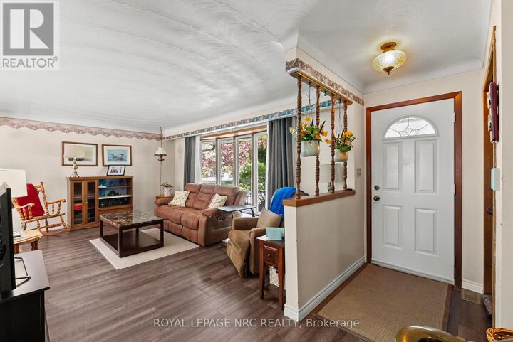 Property Photo:  21 Upper Canada Drive  ON L0S 1J0 