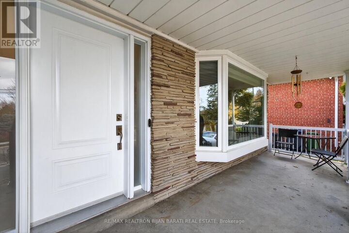 Property Photo:  603 Cummer Avenue  ON M2K 2M5 