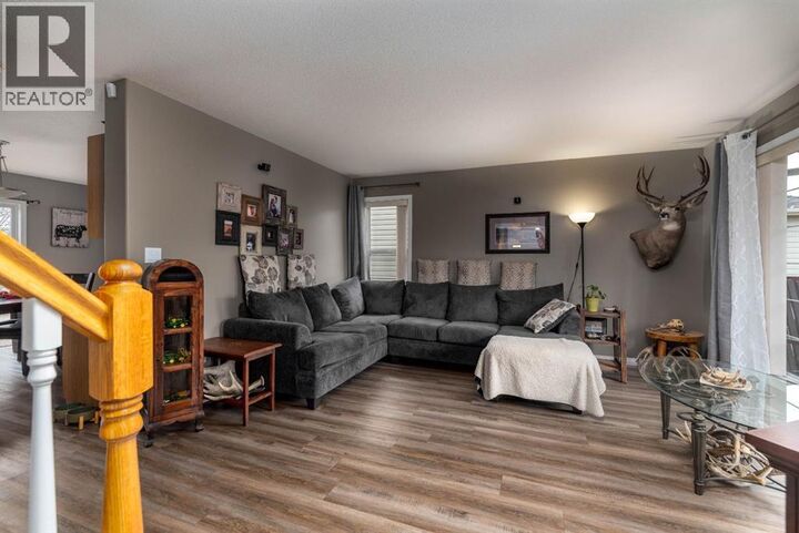 Property Photo:  2305 51 Avenue  AB T9V 3H3 