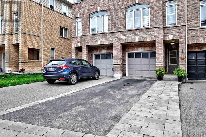Property Photo:  13 Beehive Lane  ON L6E 0K6 